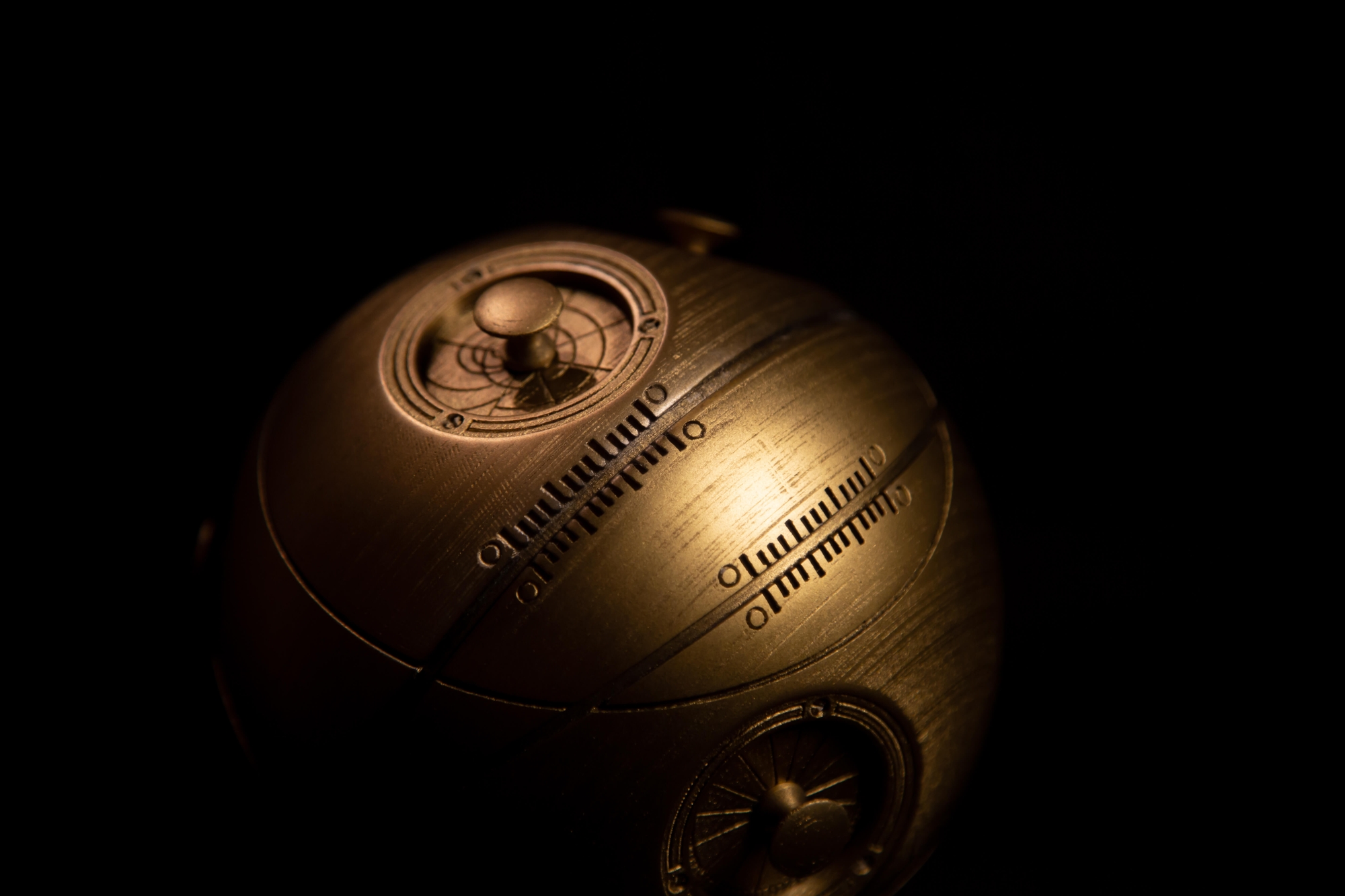 Weathered gold finish detail