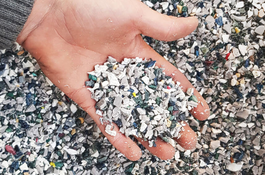 Recycled plastic swatch in mixed speckled colors